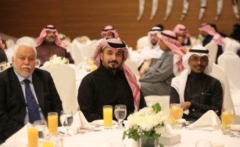 سفير المملكة يقيم مأدبة غداء للمواطنين السعوديين في الأردن سفير المملكة يقيم مأدبة غداء للمواطنين السعوديين في الأردن