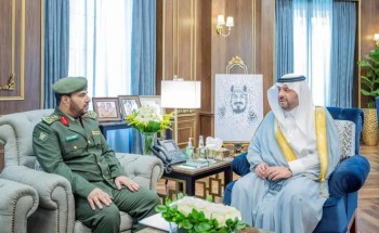 الأمير فيصل بن خالد بن سلطان يطلع على أعمال جوازات منطقة الحدود الشمالية الأمير فيصل بن خالد بن سلطان يطلع على أعمال جوازات منطقة الحدود الشمالية