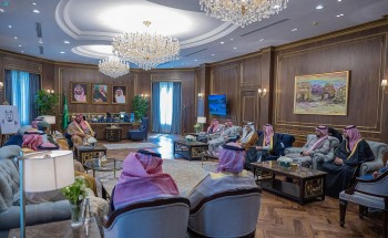 سمو أمير الحدود الشمالية يستقبل وزير الحج والعمرة سمو أمير الحدود الشمالية يستقبل وزير الحج والعمرة