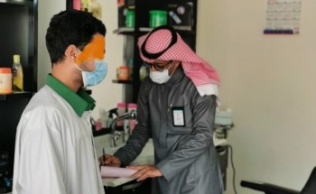 بلدية الجبيل تنفذ حملات رقابية وتوعوية على مراكز الحلاقة بلدية الجبيل تنفذ حملات رقابية وتوعوية على مراكز الحلاقة