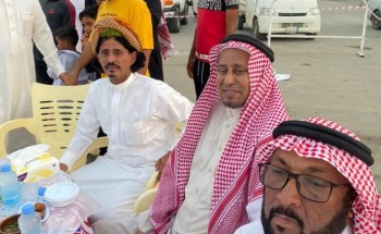 شباب وأهالي حارة الميدان في مدينة بيش يقيمون مائدة إفطار جماعي على مستوى محافظة بيش شباب وأهالي حارة الميدان في مدينة بيش يقيمون مائدة إفطار جماعي على مستوى محافظة بيش