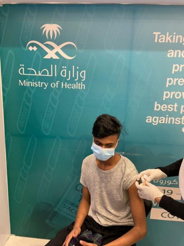 “صحة الرياض” تواصل تقديم خدماتها للمستفيدين في مركز لقاحات كورونا في حريملاء