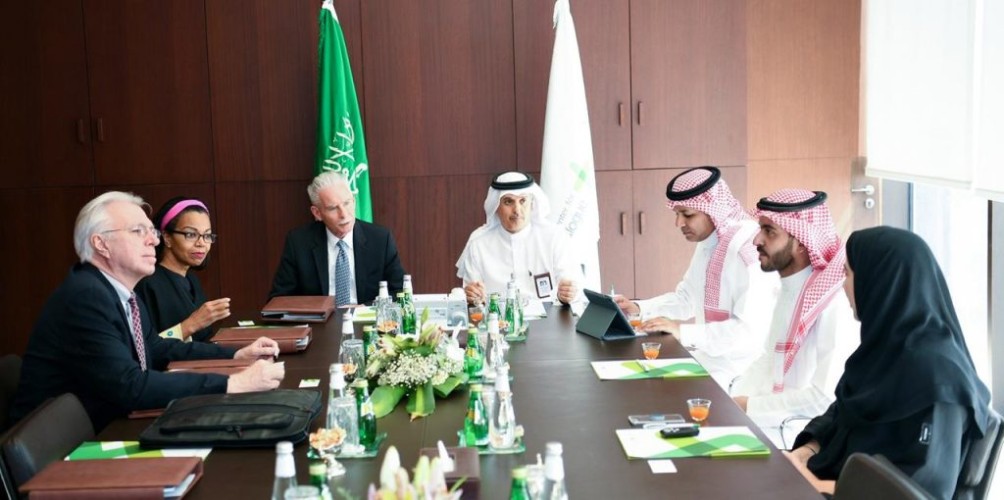 مركز الملك عبد العزيز للحوار الوطني يستقبل وفداً من مجلس سياسة الشرق الأوسط ويبحث معه سبل تعزيز التعاون المشترك ونشر قيم الحوار والتعايش