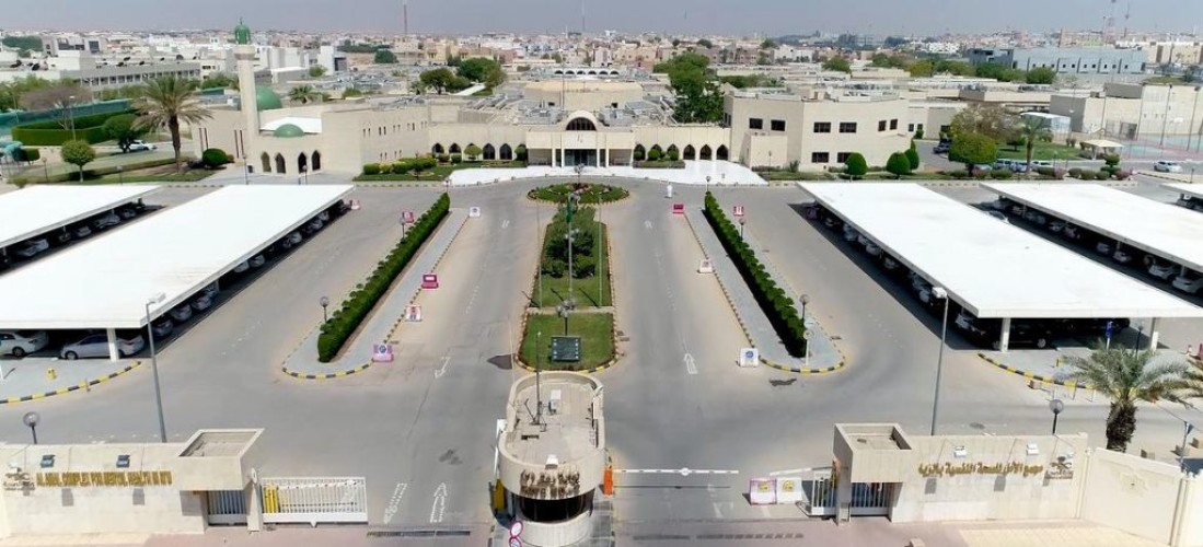 مجمع إرادة بالرياض يعلق مواعيد العيادات الخارجية وزيارة المرضى احترازيا