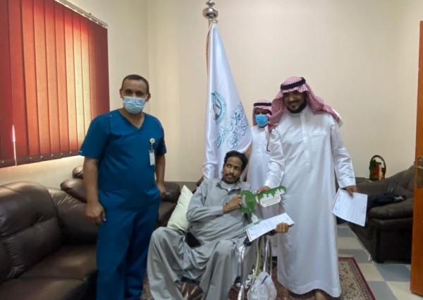 ضمن برامجها التنموية.. جمعية الأمير محمد بن ناصر للإسكان التنموي تستضيف نزيل التأهيل الشامل ضمن برامجها التنموية.. جمعية الأمير محمد بن ناصر للإسكان التنموي تستضيف نزيل التأهيل الشامل