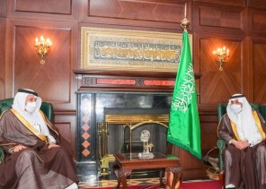 أمير تبوك يستقبل وزير النقل والخدمات اللوجستية أمير تبوك يستقبل وزير النقل والخدمات اللوجستية