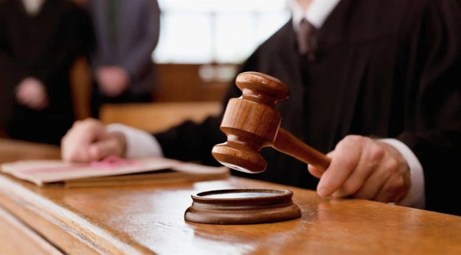 ترك ديوناً كثيرة على المؤسسة .. مُتستر يورط طالب سعودي ويتسبب في دخوله خلف القضبان