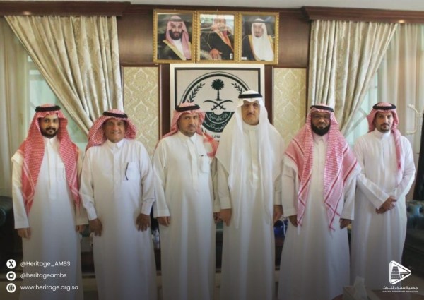 “محافظ شقراء” يبحث مع جمعية سفراء التراث سبل التعاون لحفظ وتوثيق الموروث الوطني