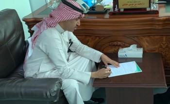 توقيع عقد شراكة مجتمعية بين مستشفى الريث العام وفريق إحتواء التطوعي