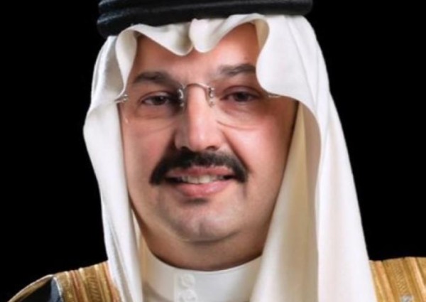 أمير عسير يطلع على مراحل مشاريع النقل والكهرباء.. ويناقش «المتعثرة» أمير عسير يطلع على مراحل مشاريع النقل والكهرباء.. ويناقش «المتعثرة»