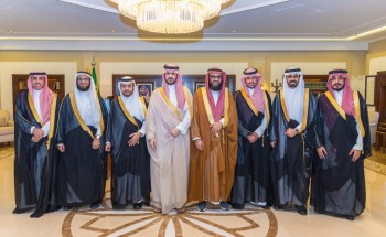 نائب أمير الشرقية يستقبل أعضاء مجلس إدارة جمعية تنمية الموارد المالية نائب أمير الشرقية يستقبل أعضاء مجلس إدارة جمعية تنمية الموارد المالية