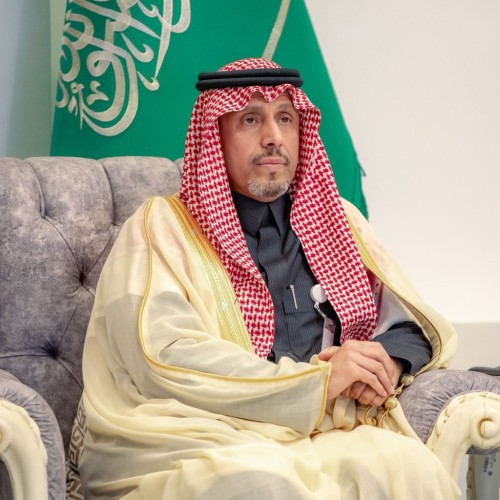 مدير عام فرع هيئة الهلال الأحمر بالقصيم «خالد بن صالح الخضر» يتلقى التعازي في وفاة والده