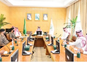 وكيل إمارة حائل يرأس اجتماع لجنة السلامة المرورية بالمنطقة وكيل إمارة حائل يرأس اجتماع لجنة السلامة المرورية بالمنطقة