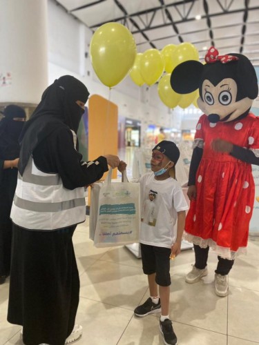 بلدية وسط الدمام تشارك أطفال جمعية سند الخيرية بفعاليات ترفيهية ضمن مبادرة ” بسمتهم أملنا”