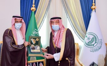 سمو أمير منطقة جازان يستقبل وزير الصناعة والثروة المعدنية .. سمو أمير منطقة جازان يستقبل وزير الصناعة والثروة المعدنية ..