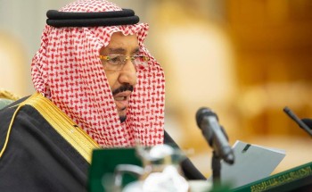 خادم الحرمين يوّجه بتمديد صرف بدل غلاء المعيشة لسنة إضافية خادم الحرمين يوّجه بتمديد صرف بدل غلاء المعيشة لسنة إضافية