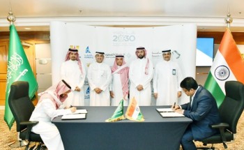 شركة سعودية توقع اتفاقية لتصدير 100 ألف طن سنويا للمنتجات البتروكيماوية للهند