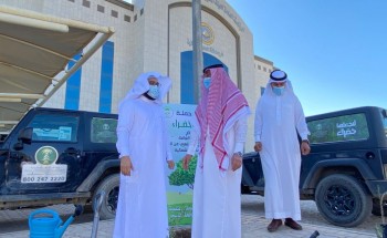 مدير عام فرع الرئاسة العامة لهيئة الأمر بالمعروف بمنطقة الحدود الشمالية يدشن حملة (لنجعلها خضراء) مدير عام فرع الرئاسة العامة لهيئة الأمر بالمعروف بمنطقة الحدود الشمالية يدشن حملة (لنجعلها خضراء)