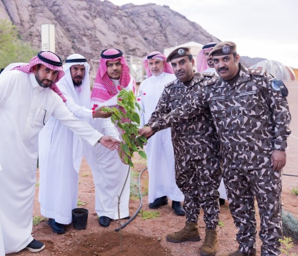 مدير فرع وزارة البيئة بحائل يستقبل قائدة القوة الخاصة للأمن البيئي بالمنطقة