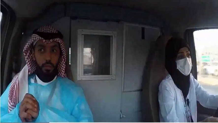 بالفيديو: مواطنة تروي سبب إصرارها على قيادة الإسعاف بعد نقص الكادر الطبي بداية جائحة كورونا