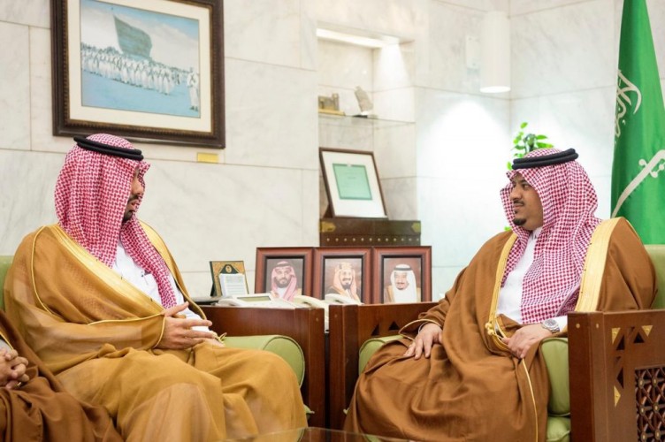 سمو الأمير محمد بن عبدالرحمن يستقبل أمين منطقة الرياض المعين حديثًا