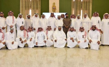 بالصور..« بلدي عسفان » يكرم رئيس وموظفي البلدية ويثمن جهود البقية