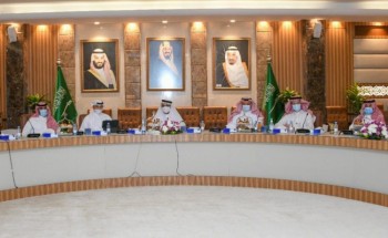 أمين الشرقية والمشرف العام على دعم وتمكين الأمانات بوزارة الشؤون البلدية والقروية والإسكان يطلعان على أبرز مشاريع أمانة الشرقية أمين الشرقية والمشرف العام على دعم وتمكين الأمانات بوزارة الشؤون البلدية والقروية والإسكان يطلعان على أبرز مشاريع أمانة الشرقية