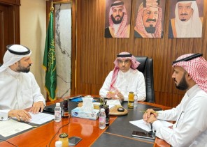 مدير تعليم الطائف يدشن الخارطة التعريفية لمجمعات ومدارس التعليم المستمر