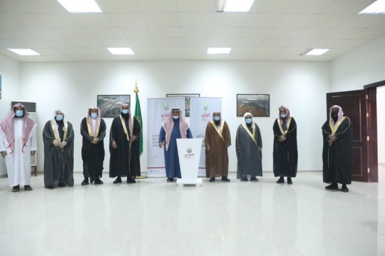 محافظ الدلم يدشن الحملة التوعوية” الخوارج شرار الخلق”
