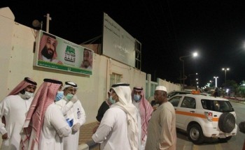 لتطبيق الإجراءات الاحترازية ومنع انتشار فيروس كورونا.. بلدية زلوم تنفذ نظام التباعد الإجتماعي للعمالة
