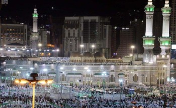فتح 74 باباً إضافياً بالمسجد الحرام لتسهيل حركة الزوار والمعتمرين فتح 74 باباً إضافياً بالمسجد الحرام لتسهيل حركة الزوار والمعتمرين