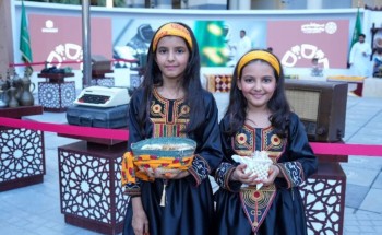 مظاهر احتفالية في العاصمة المقدسة تجسد الوفاء والاعتزاز بتاريخ الدولة السعودية الأولى وحضارتها العريقة