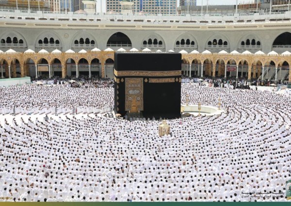 الرئاسة تعلن عن إقامة الدورة العلمية الفقهية في المسجد الحرام بعنوان التأسيس الفقهي غداً الرئاسة تعلن عن إقامة الدورة العلمية الفقهية في المسجد الحرام بعنوان التأسيس الفقهي غداً