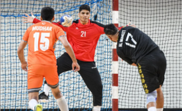 الخليج يتفوق على الأهلي وينفرد بمركز الوصافة في الدوري السعودي لليد الخليج يتفوق على الأهلي وينفرد بمركز الوصافة في الدوري السعودي لليد