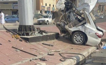 تفاصيل جديدة لحادث انشطار مركبة إلى نصفين بطريقة النكاسة في مكة تفاصيل جديدة لحادث انشطار مركبة إلى نصفين بطريقة النكاسة في مكة