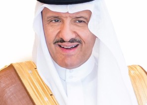 قامة وطنية معروفة وتشرفت بالعمل تحت إدارته قامة وطنية معروفة وتشرفت بالعمل تحت إدارته