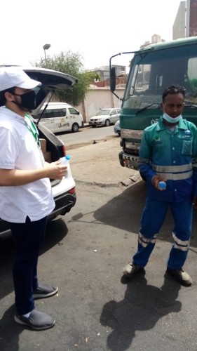 الفريق التطوعي بجمعية البيئة السعودية ينفذ مبادرة بعنوان بَرِّد عليهم