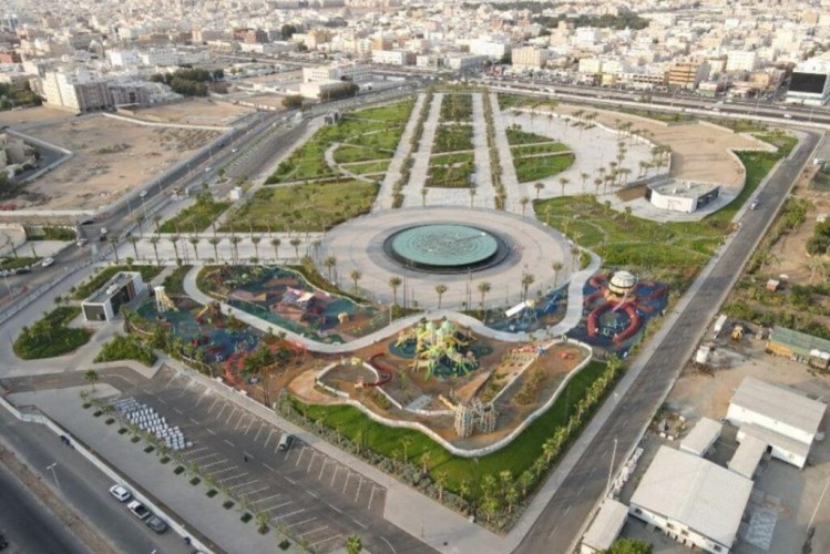 حديقة الأمير ماجد تستقطب الزوار خلال إجازة الصيف
