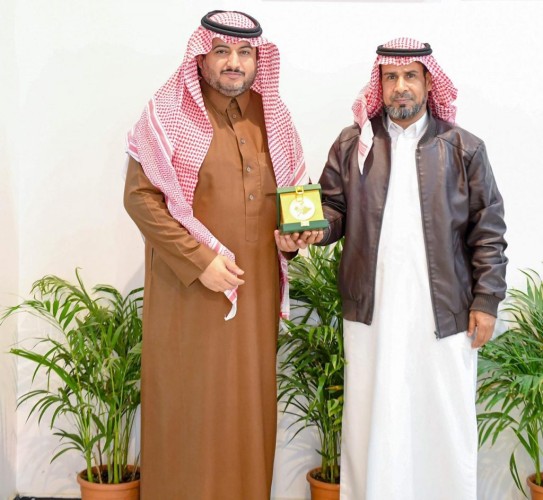 مركز الحوار يكرم العلاقات العامة بإمارة الشمالية