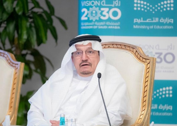“آل الشيخ”: ربع ميزانية الدولة للتعليم.. فلا عذر إذا قصرنا.. والمحافظة على حقوق المعلمين واجب على الوزارة “آل الشيخ”: ربع ميزانية الدولة للتعليم.. فلا عذر إذا قصرنا.. والمحافظة على حقوق المعلمين واجب على الوزارة