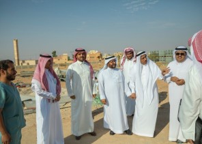 د. التويجري يتفقد المرافق الصحية في تمير د. التويجري يتفقد المرافق الصحية في تمير