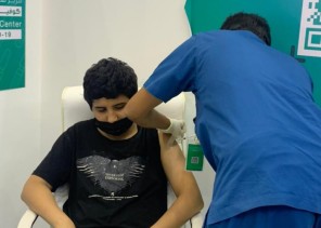صحة جازان تقدم خدمات لقاحات كورونا للطلاب والطالبات صحة جازان تقدم خدمات لقاحات كورونا للطلاب والطالبات