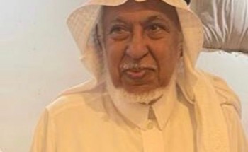 ‘الأحمر’ رئيس جمعية المتقاعدين يهنئ القيادة بمناسبة الذكرى الثامنة لبيعة خادم الحرمين الشريفين .