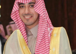 رئيس بلدية صوير يعتمد قرارات ترقية أربعة موظفين رئيس بلدية صوير يعتمد قرارات ترقية أربعة موظفين