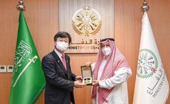 مساعد وزير الدفاع للشؤون التنفيذية يستقبل وزير إدارة برنامج الاستحواذ الكوري مساعد وزير الدفاع للشؤون التنفيذية يستقبل وزير إدارة برنامج الاستحواذ الكوري