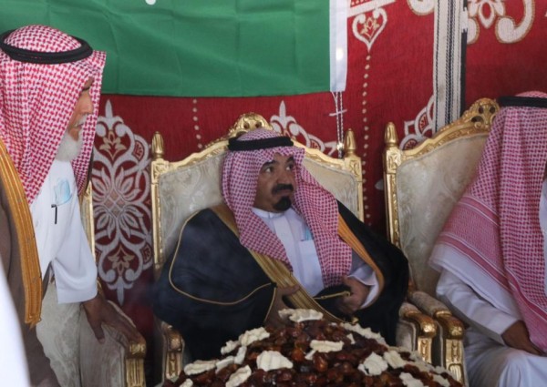 محافظ السليمي يدشن مزاد السليمي للإبل بنسخته الثانية محافظ السليمي يدشن مزاد السليمي للإبل بنسخته الثانية