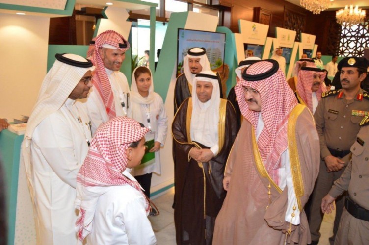 نيابة عن صاحب السمو الملكي مستشار خادم الحرمين الشريفين أمير منطقة مكة المكرمة الأمير خالد الفيصل
