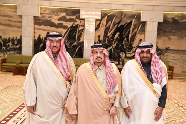 *سمو أمير الرياض يستقبل محافظَي الدوادمي والمزاحمية المكلفين*