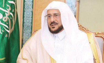 آل الشيخ: سنغلق المساجد ونوقف صلاة الجماعة إذا اقتضت المصلحة.. وكل إمام مخالف سيحاسب