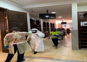 فريق التطوع يقيم نقاط فرز لـ 23 جامع بمنطقة الرياض فريق التطوع يقيم نقاط فرز لـ 23 جامع بمنطقة الرياض